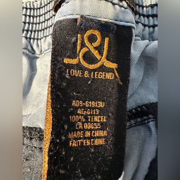 Funky almost vintage ‼️ unique jogger style  waist 22” - Picture 4 of 6